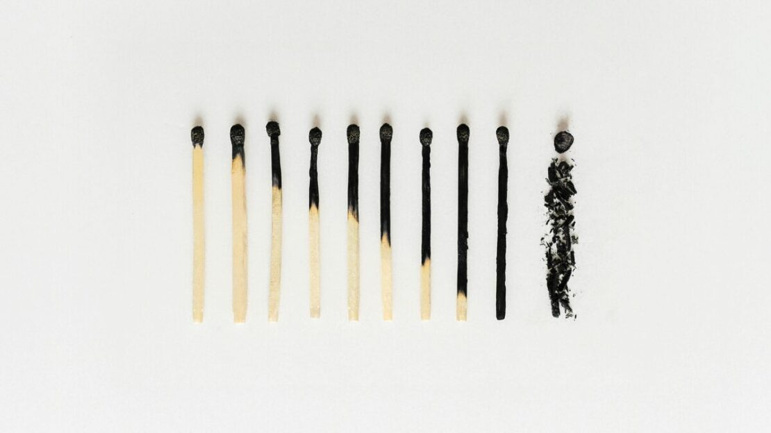 Burnout matches as a symbol of people experiencing burnout.